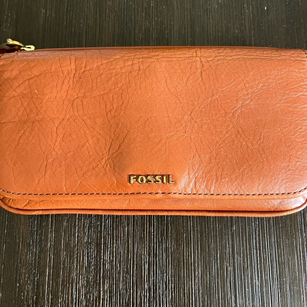 Fossil Women's Tan Leather Wallet